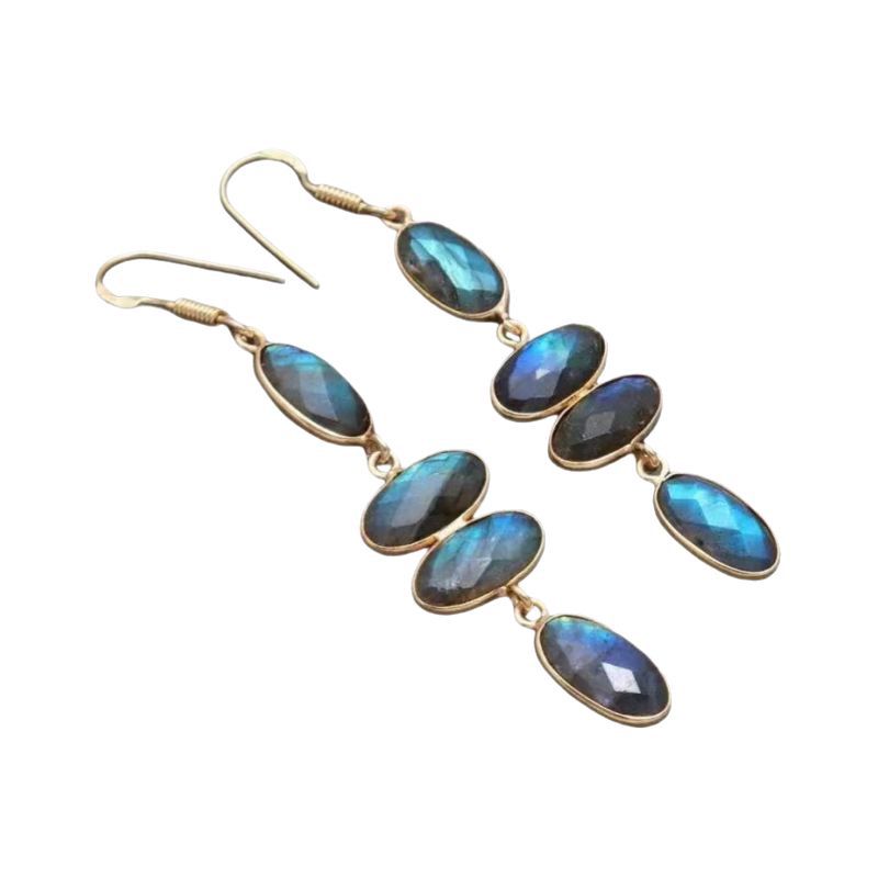 Orecchino classico dal fascino senza tempo