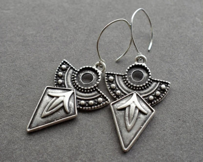 Orecchino bellissimo con stile unico