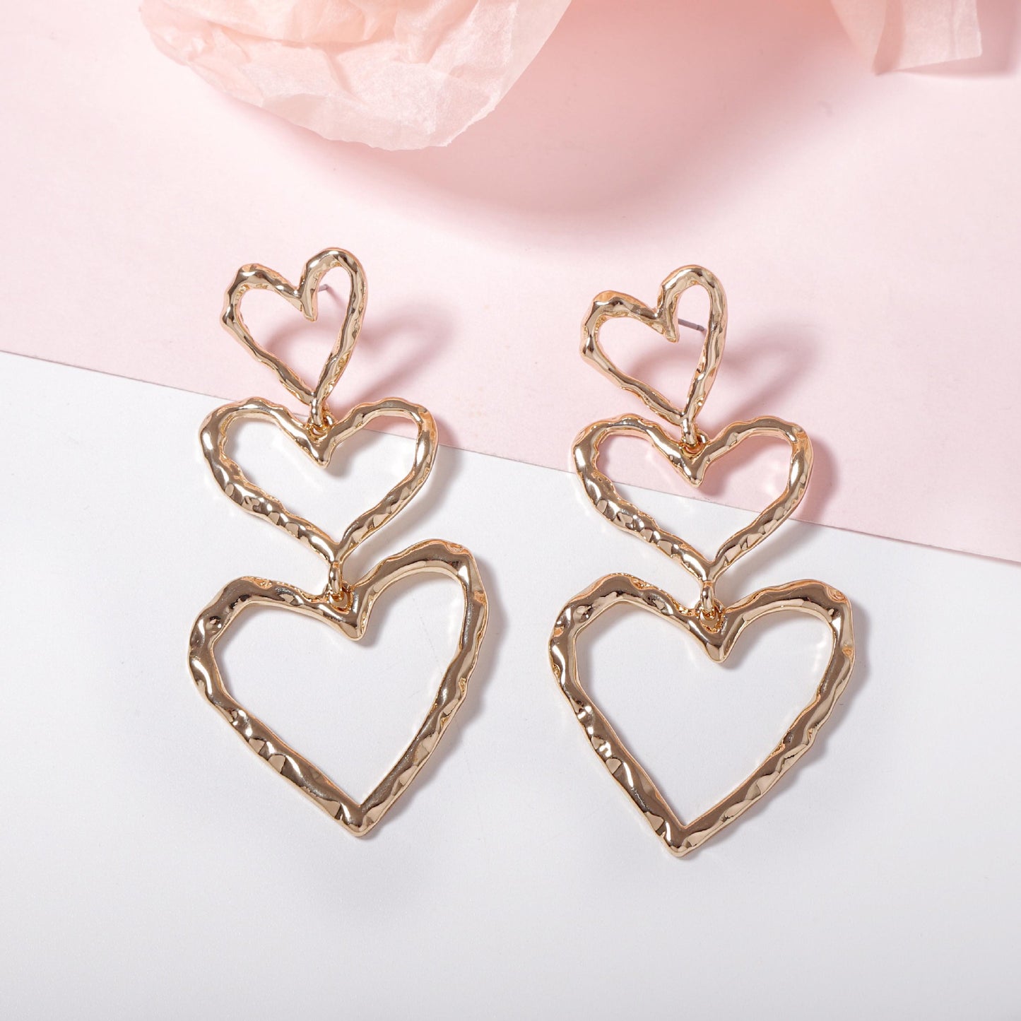 Orecchino romantico per momenti speciali