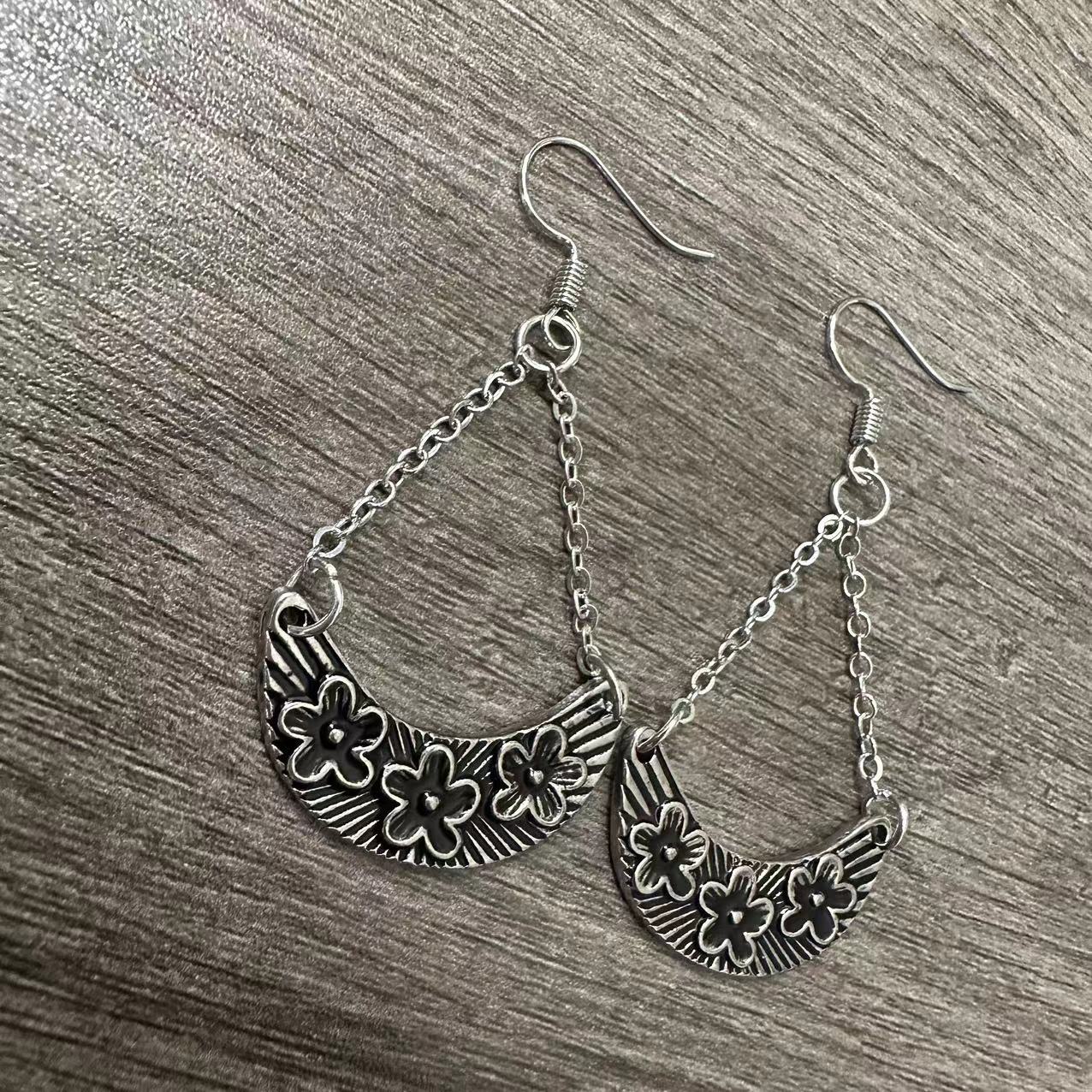 Orecchino stupendo per uso quotidiano