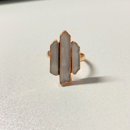 Anello affascinante per ogni occasione