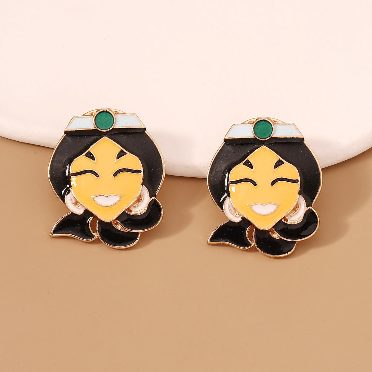 Orecchino elegante per ogni occasione