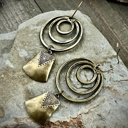 Orecchino elegante per ogni occasione