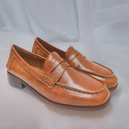 Scarpe Ortopediche Aggraziate dal Look Moderno