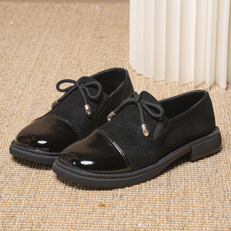 Scarpe Ortopediche Aggraziate dal Look Moderno