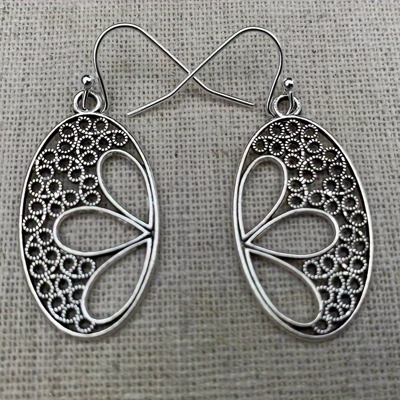 Orecchino classico dal fascino senza tempo