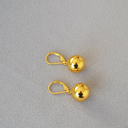 Oro Orecchino affascinante per ogni occasione