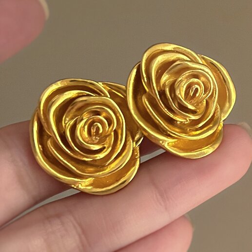 Oro Orecchino romantico per momenti speciali