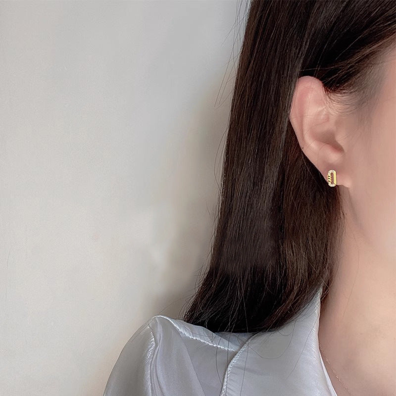 Orecchino romantico per momenti speciali