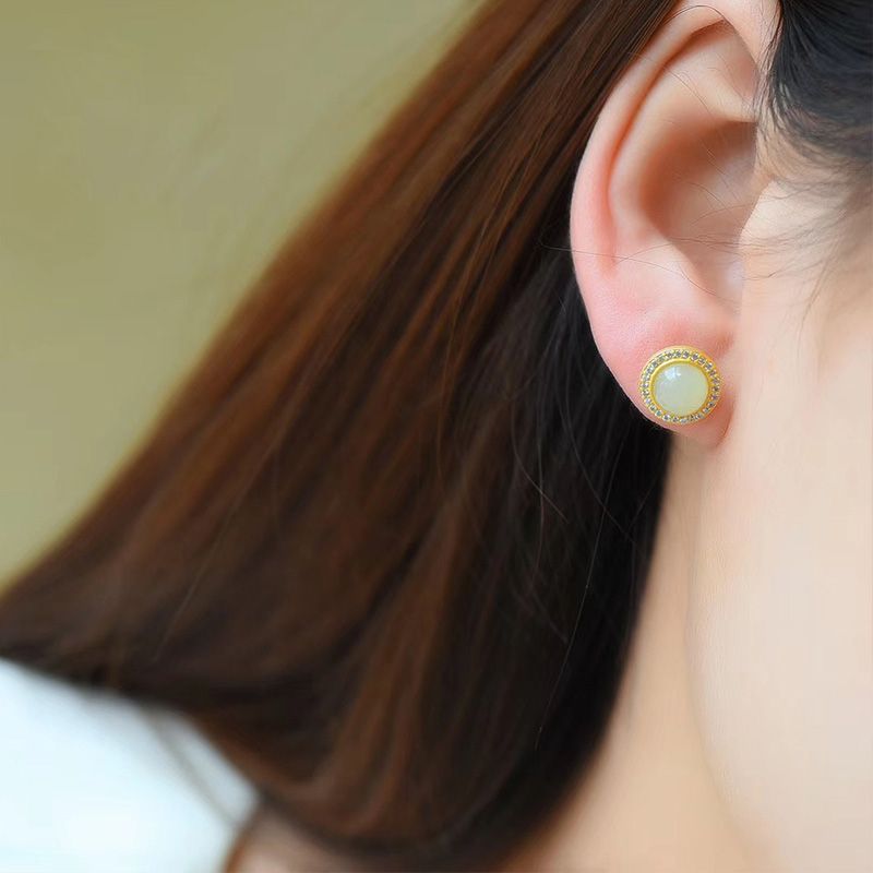 Oro Orecchino artigianale delicato