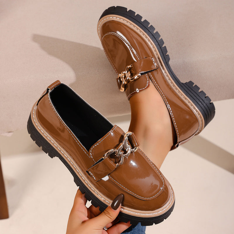 Scarpe Ortopediche Aggraziate dal Look Moderno