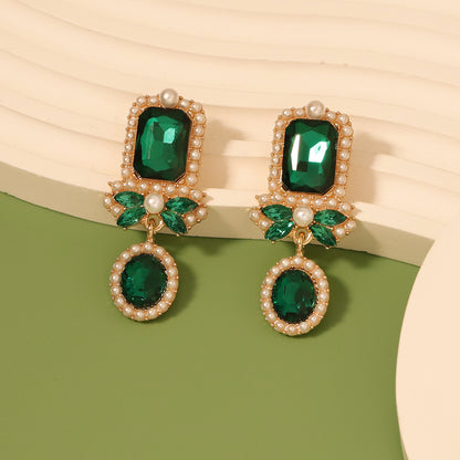 Orecchino bellissimo con stile unico