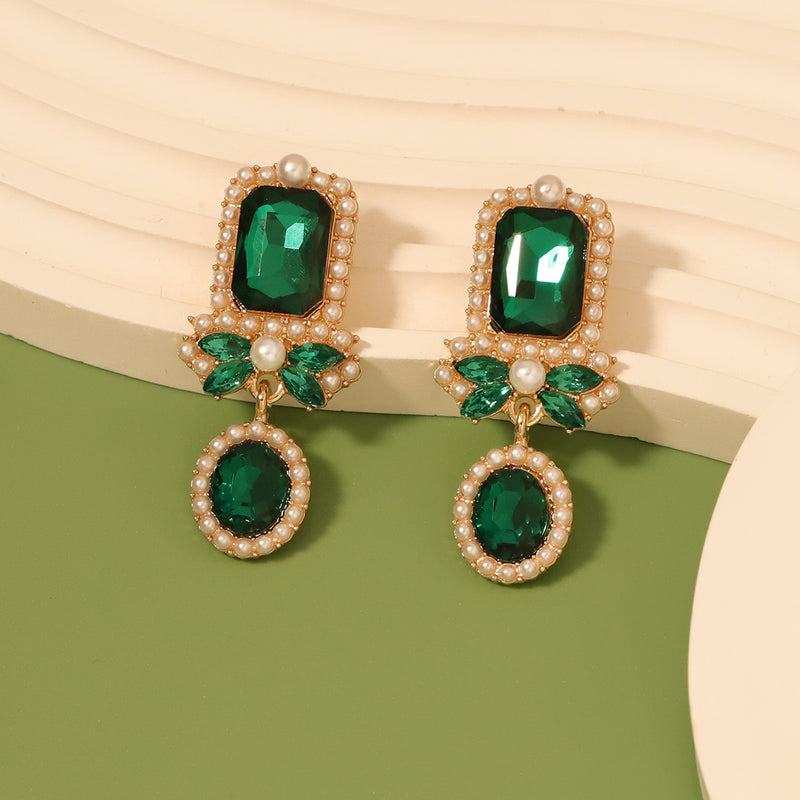 Orecchino bellissimo con stile unico