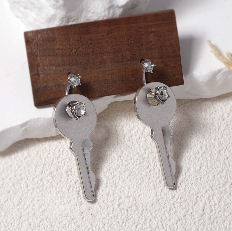 Argento Orecchino artigianale delicato