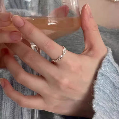 Anello artigianale delicato