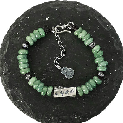 Gioiello artigianale delicato