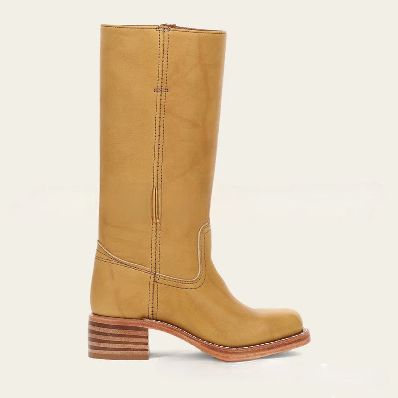 Stivali ortopedici aggraziati per un look moderno