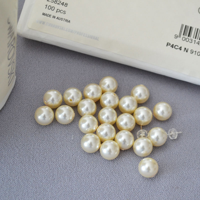 Argento Orecchino bellissimo con stile unico