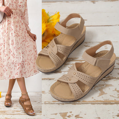Sandali Ortopediche Aggraziate dal Look Moderno