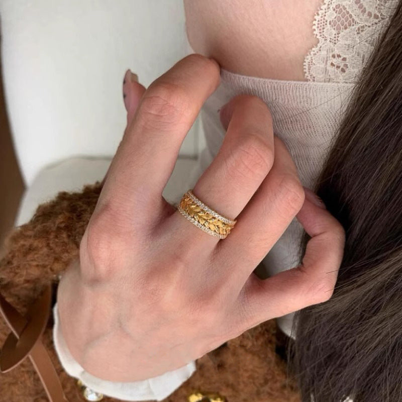 Anello affascinante per ogni occasione