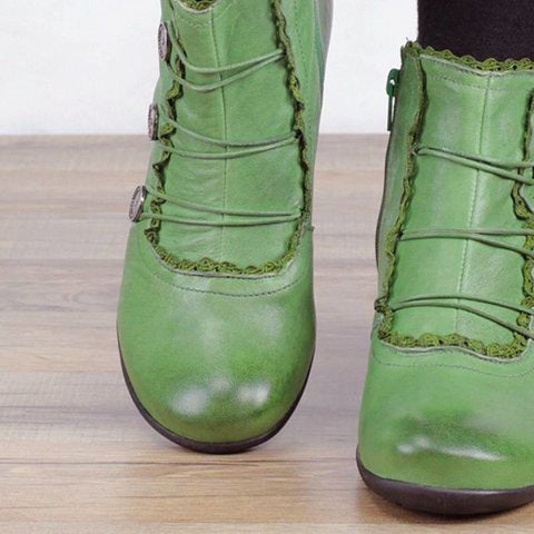 Stivali ortopedici chic dal design unico