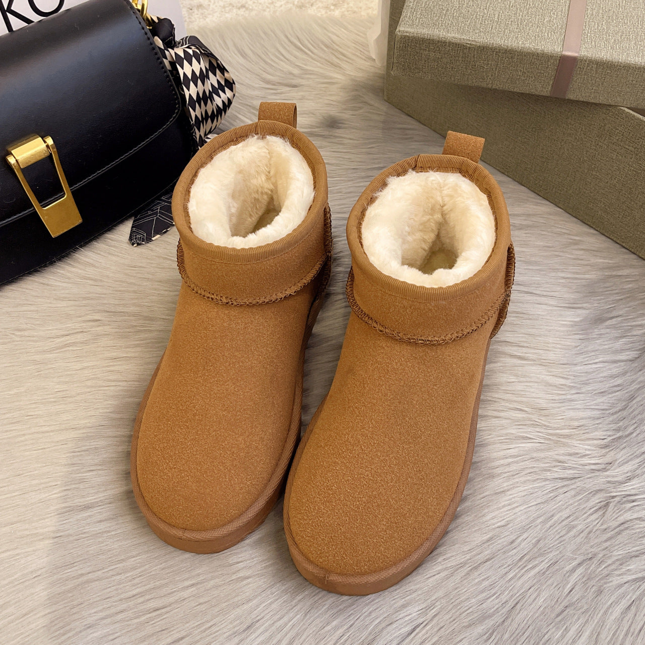 Stivali Ortopediche Aggraziate dal Look Moderno
