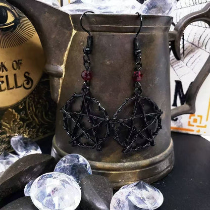 Orecchino artigianale delicato