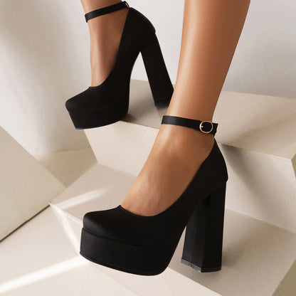 Scarpe Ortopediche Classiche con Stile Senza Tempo