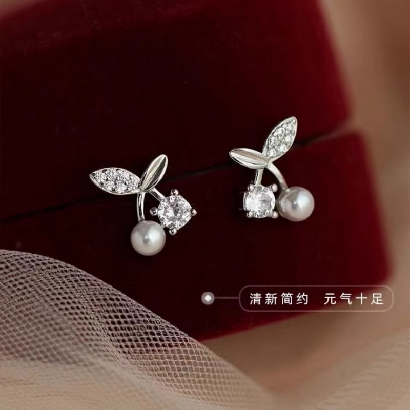 Perla Orecchino artigianale delicato