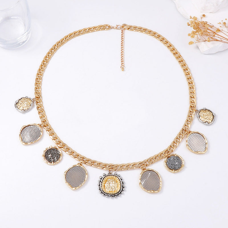 Gioiello classico dal fascino senza tempo