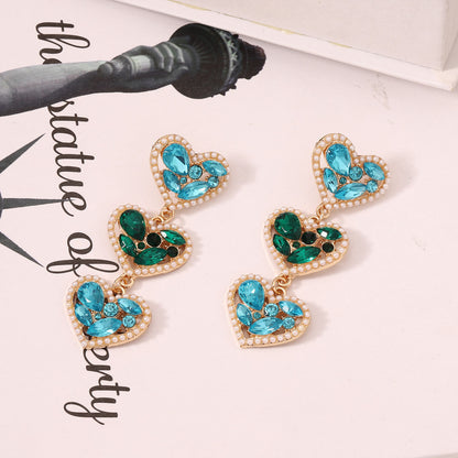 Orecchino artigianale delicato