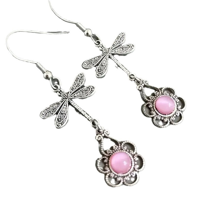 Orecchino artigianale delicato