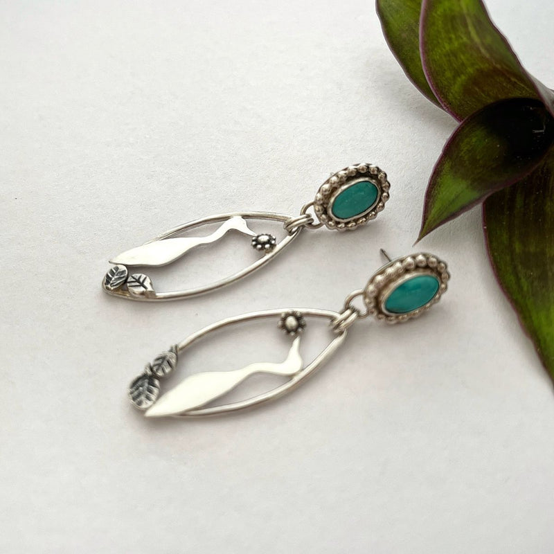 Orecchino artigianale delicato