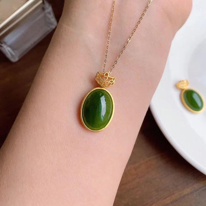 Gioiello artigianale delicato