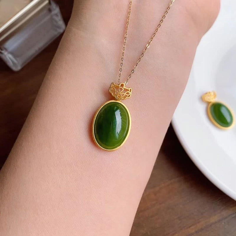 Gioiello artigianale delicato