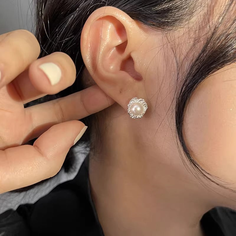 Perla Orecchino artigianale delicato