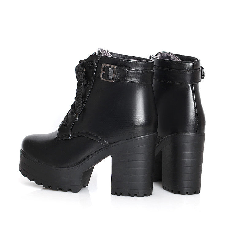 Stivali Ortopediche Aggraziate dal Look Moderno