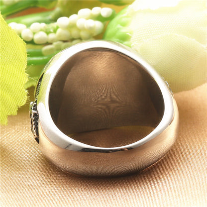 Anello classico dal fascino senza tempo