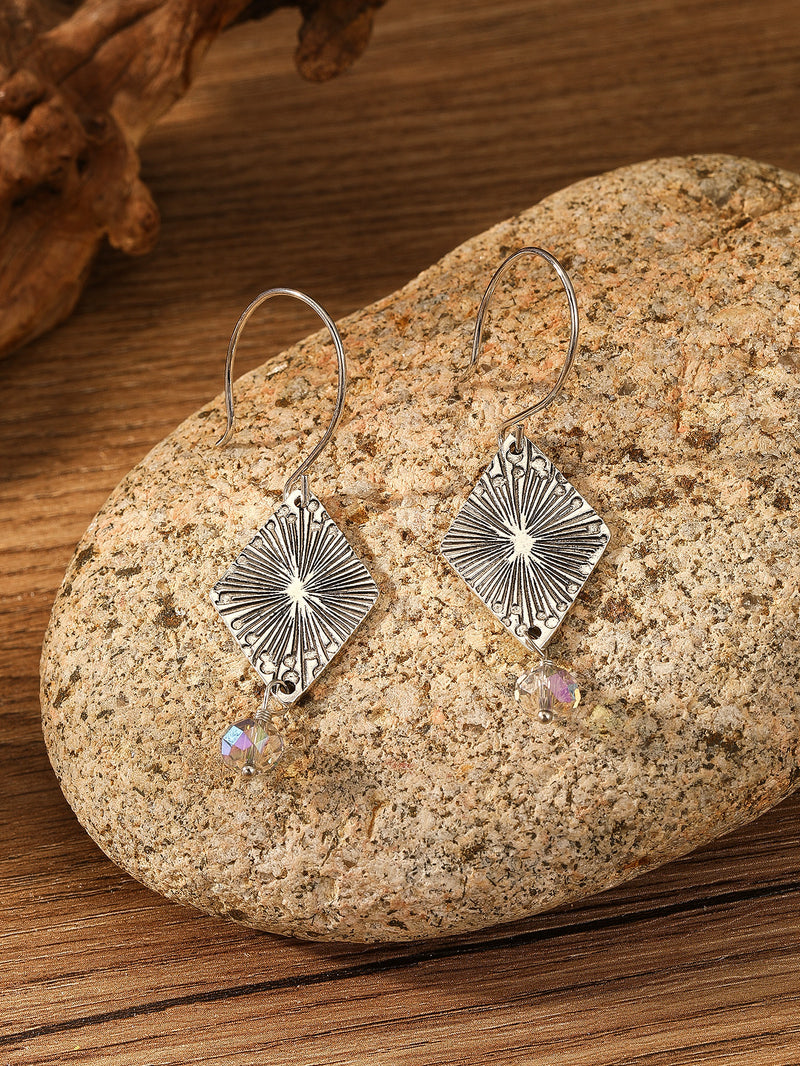 Orecchino artigianale delicato