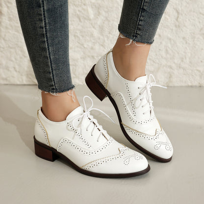 Scarpe Ortopediche Aggraziate dal Look Moderno