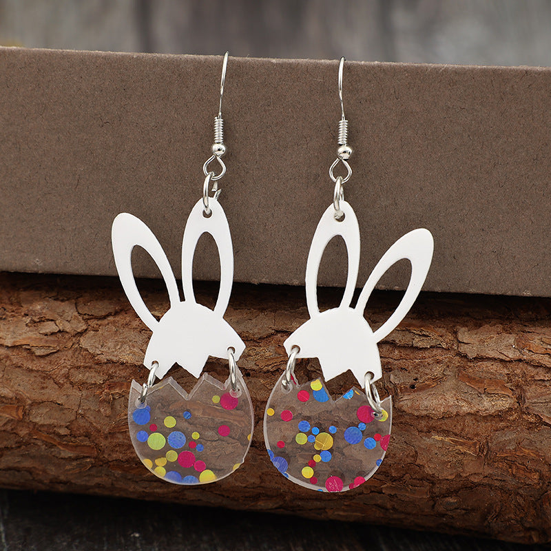 Orecchino artigianale delicato