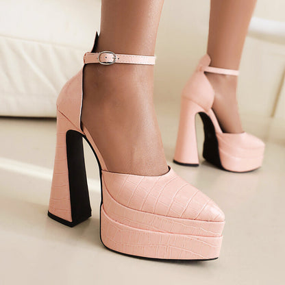 Sandali Ortopediche Aggraziate dal Look Moderno