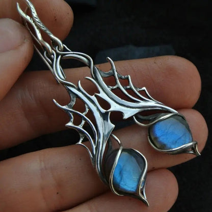 Orecchino classico dal fascino senza tempo