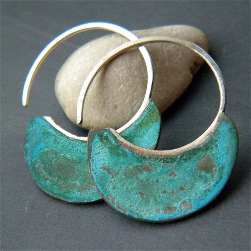 Orecchino classico dal fascino senza tempo