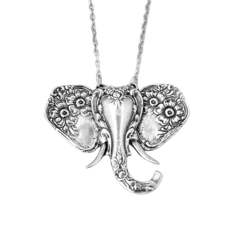 Collana bellissimo con stile unico