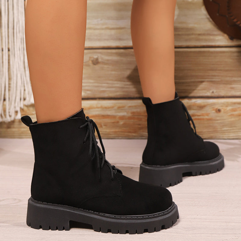 Scarpe Ortopediche Aggraziate dal Look Moderno