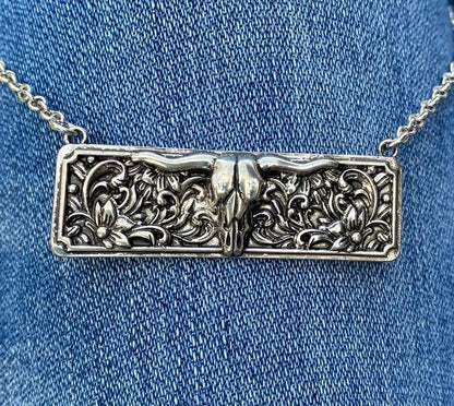 Collana bellissimo con stile unico