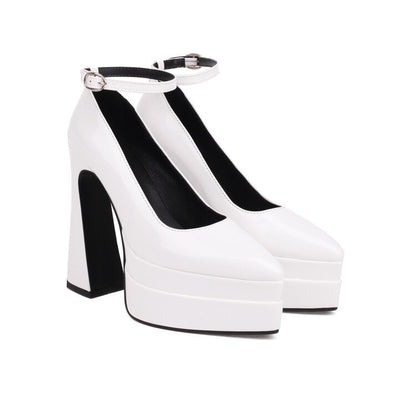Scarpe Ortopediche Aggraziate dal Look Moderno