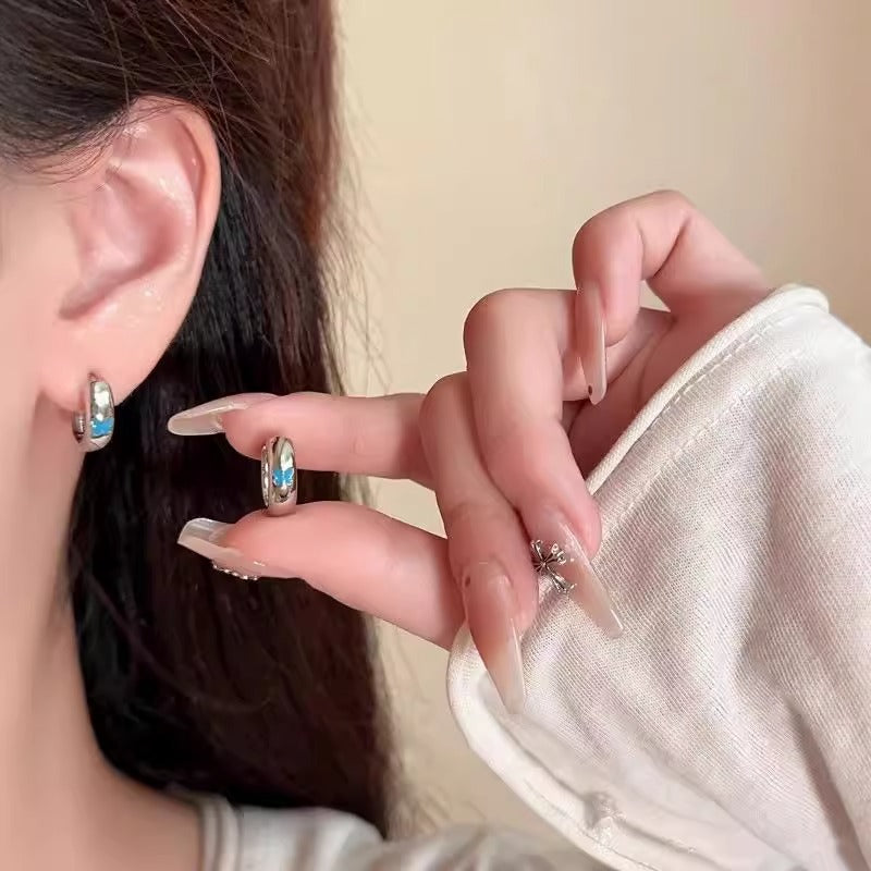 Orecchino romantico per momenti speciali