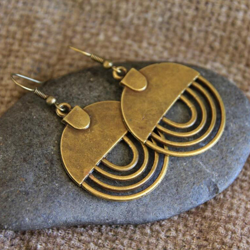 Orecchino vintage fatto a mano